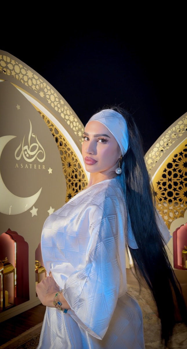 Elegant White abaya