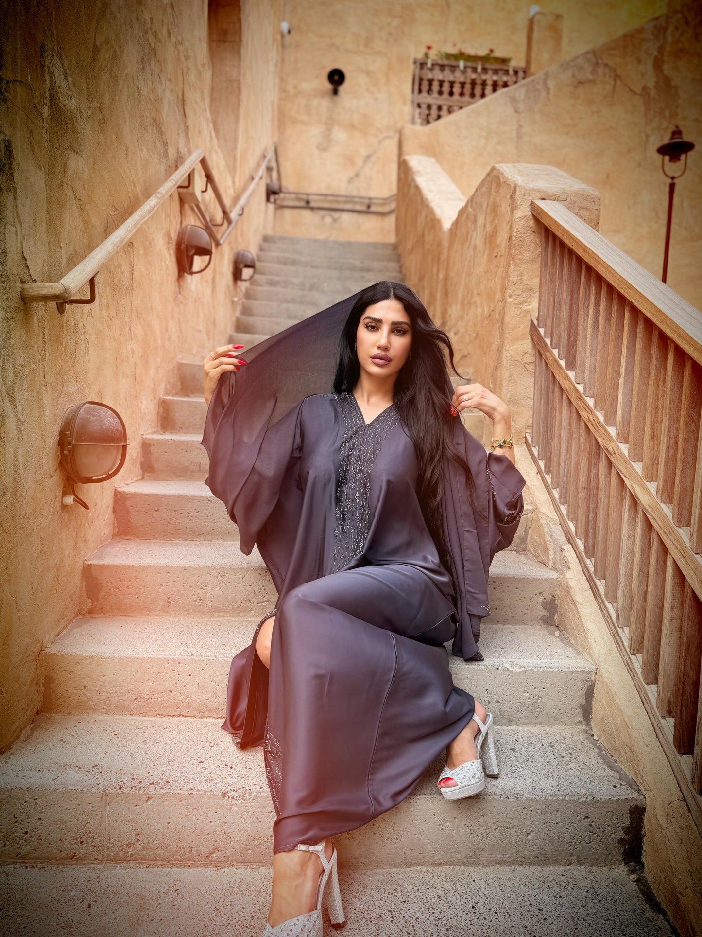 Flowing abaya